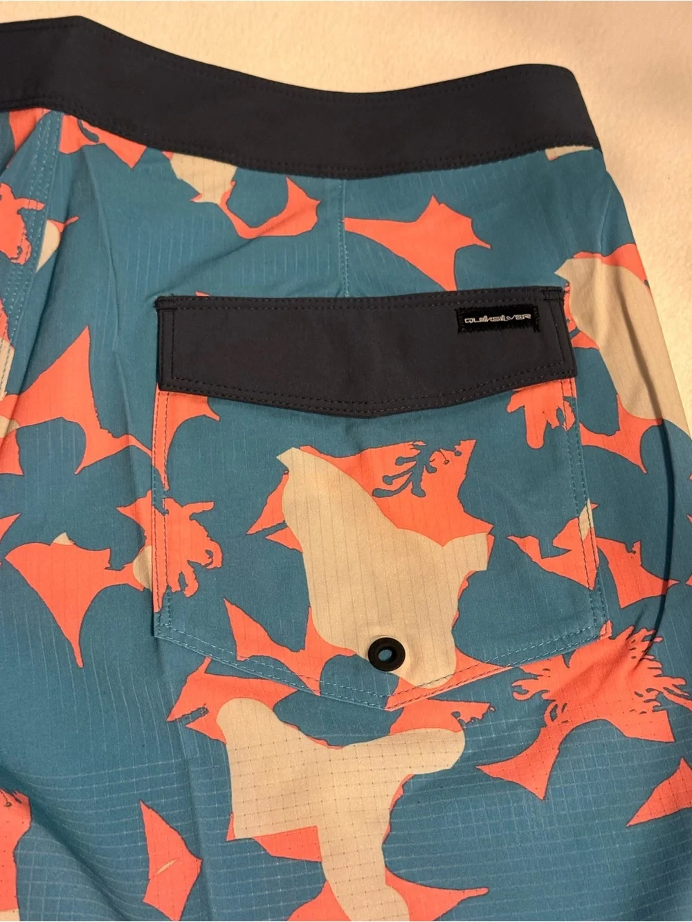 NWT Quicksilver Mens Highline Straight 19